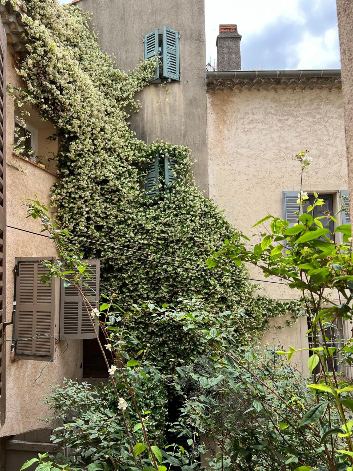 La Maison Boheme Apartment